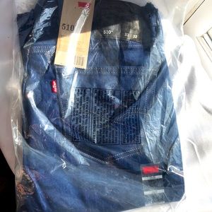Brand New Men’s Levi’s